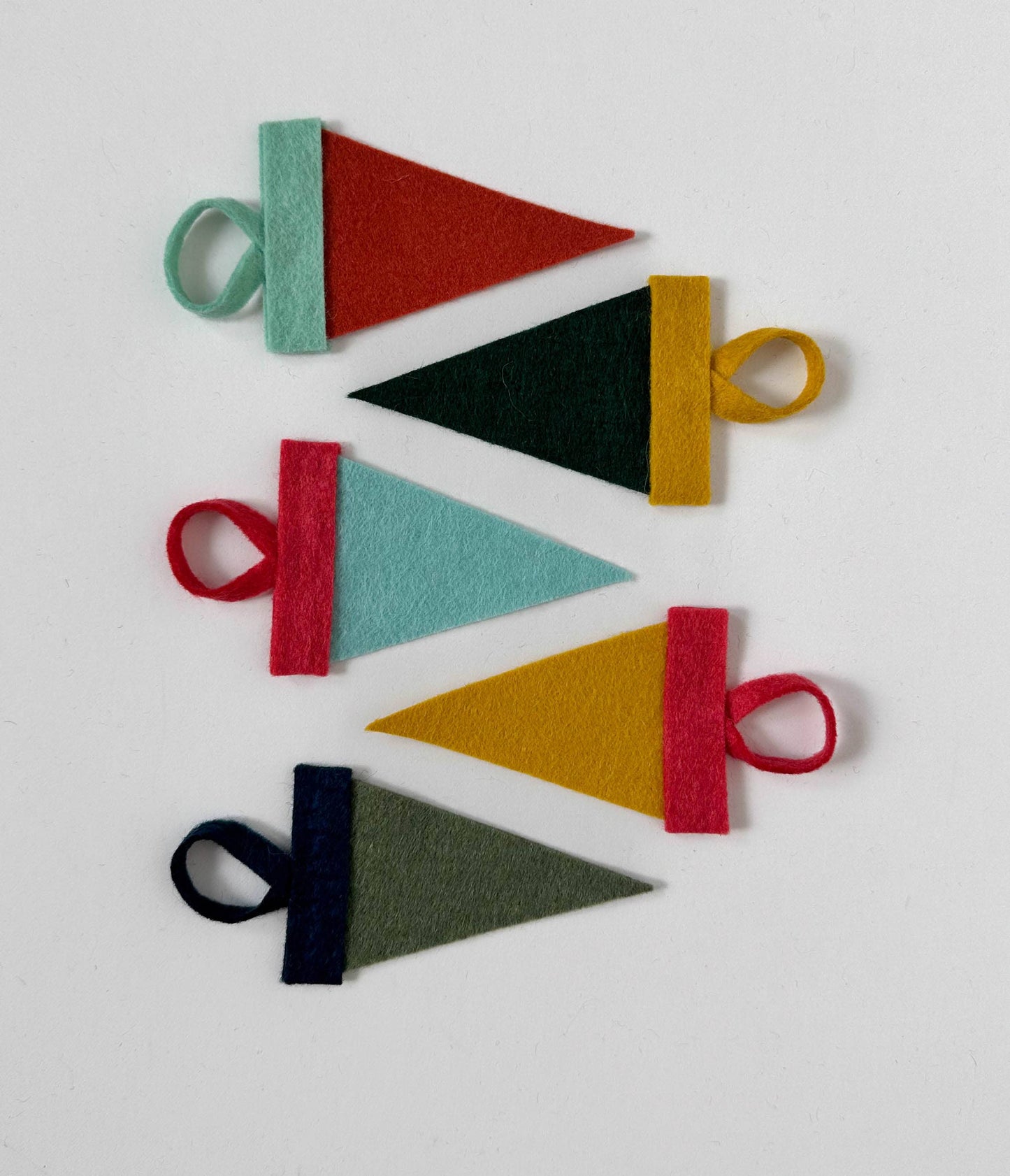 traveldashery - Custom mini pennant : classic colors: Default : mixed (one of each color)