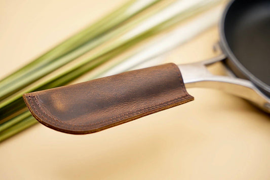 American Leather Goods - Leather Hot Handle, Panhandle Potholder Holder for Cast Iron