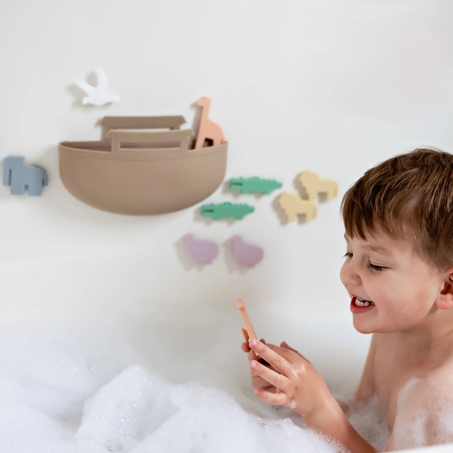 Ryan & Rose - Noah’s Ark Suction Toy: Noah’s Ark