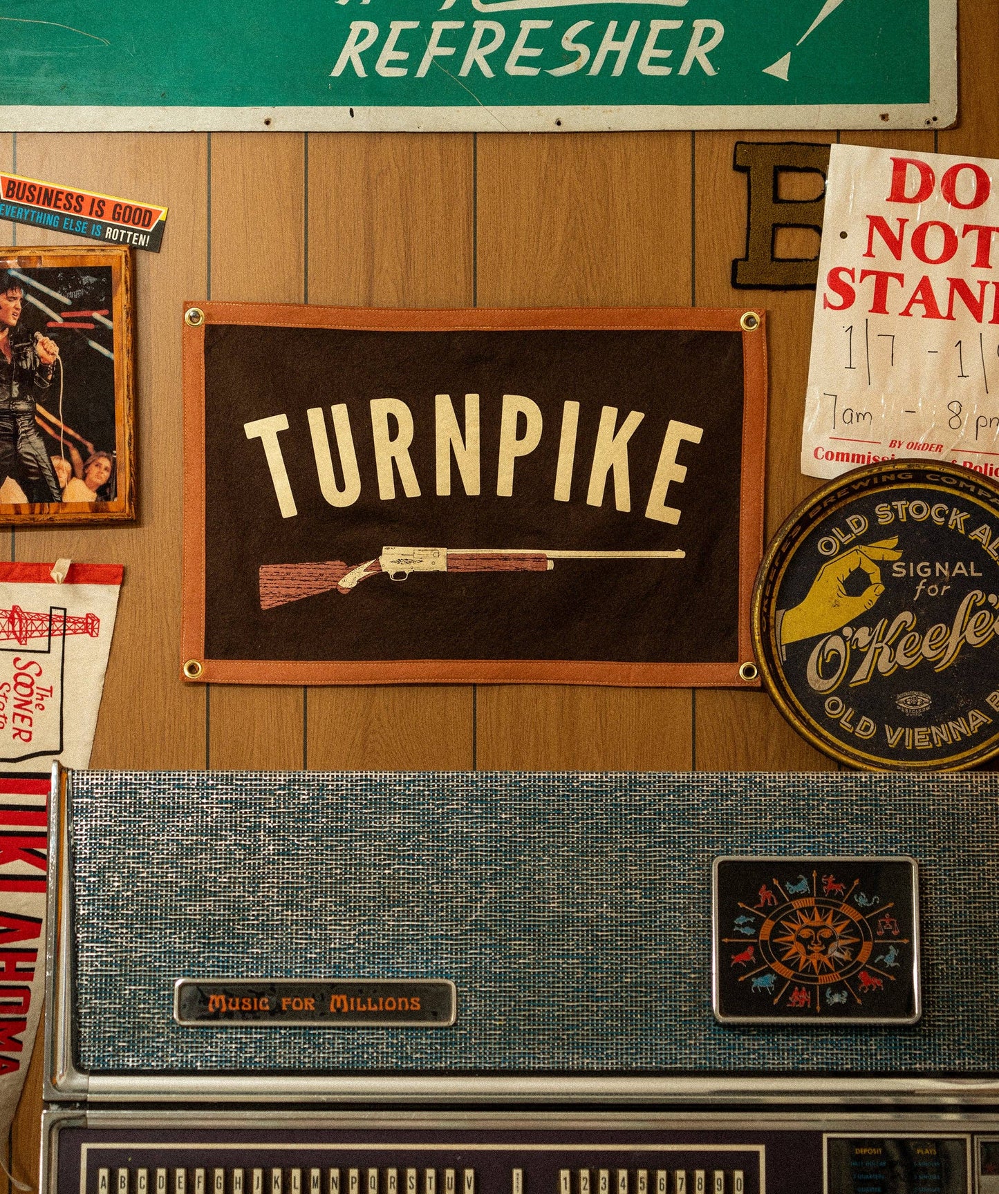 Oxford Pennant - Turnpike Camp Flag • Turnpike Troubadours x Oxford Pennant