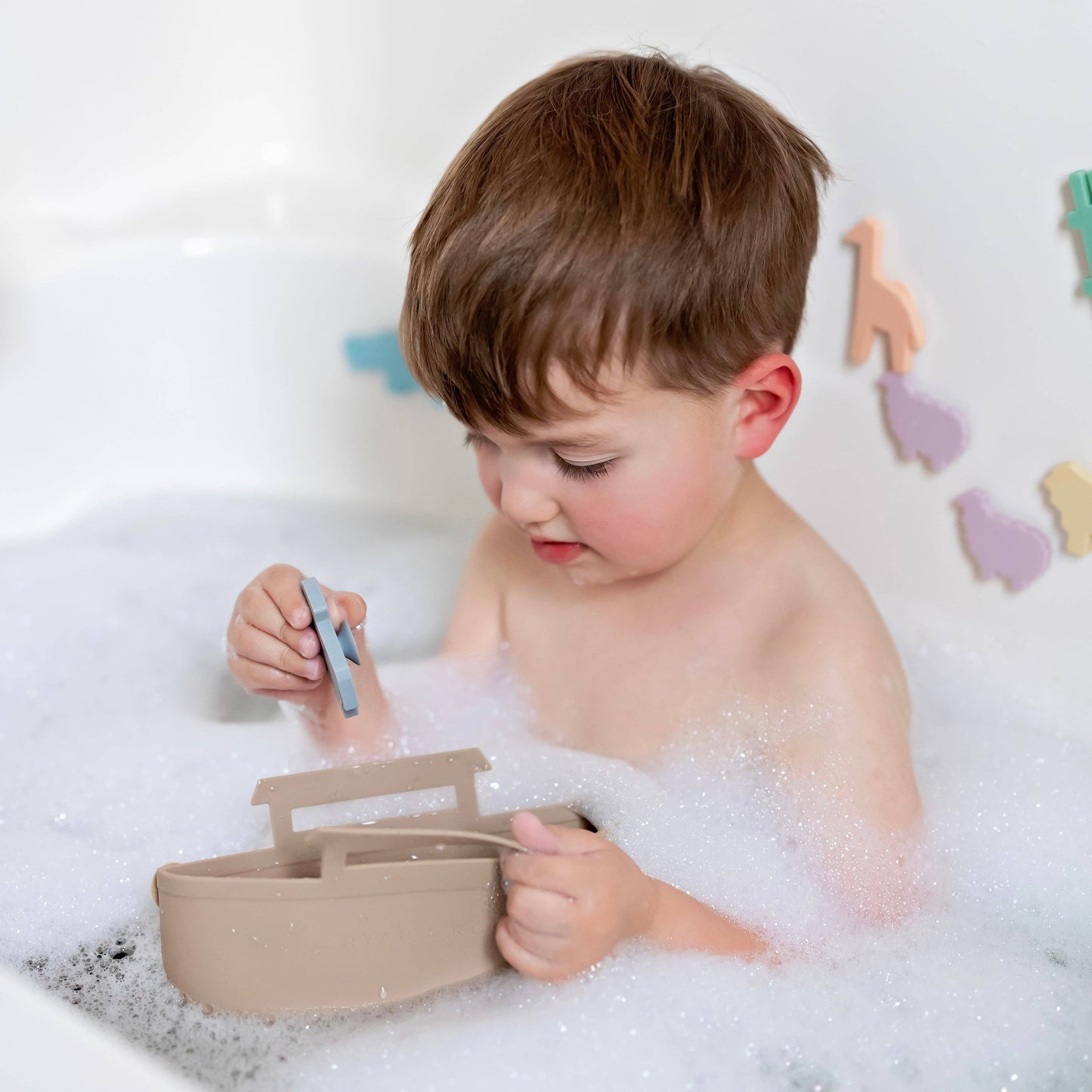 Ryan & Rose - Noah’s Ark Suction Toy: Noah’s Ark