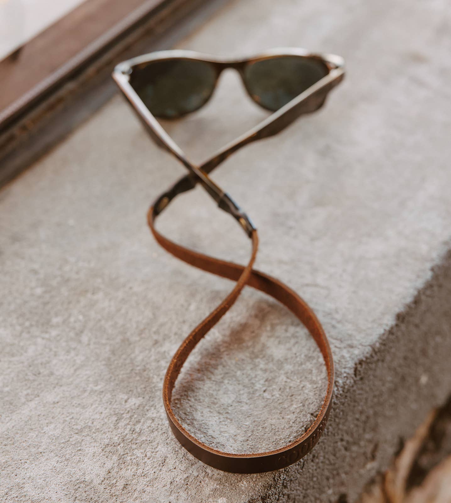 Lindy Leather - Leather Sunglass Strap