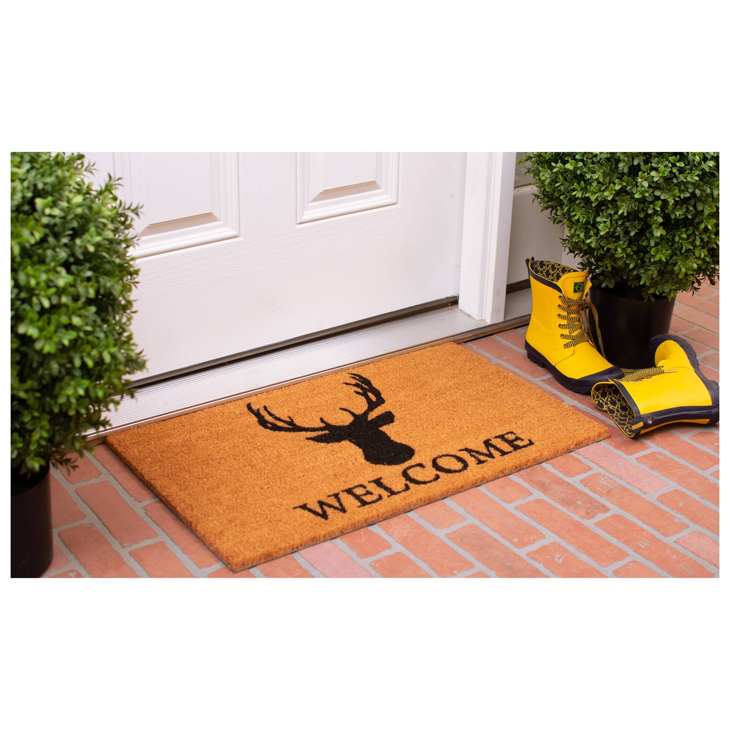 Calloway Mills - Deer Welcome Doormat: 17" x 29"