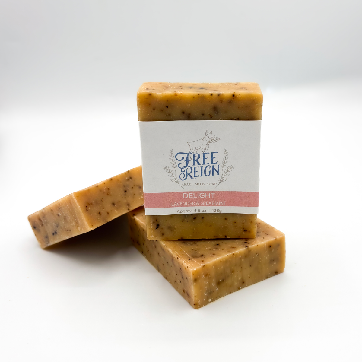 Free Reign Farm - All Natural Essential Oil Goat Milk Soaps (14 scents): Honeysuckle & Patchouli (Cowboy)